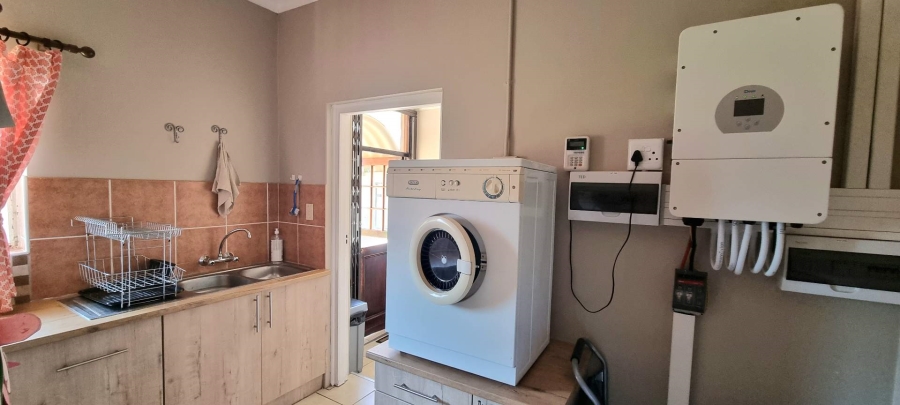 5 Bedroom Property for Sale in Bayswater Free State